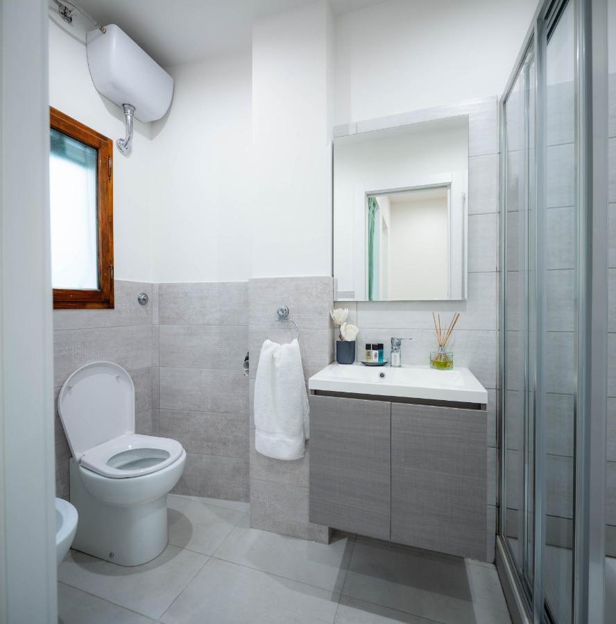 Novella Benedicta Apartments Firenze Bagian luar foto